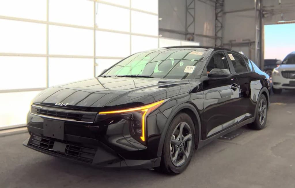 2025 KIA K4 LXS