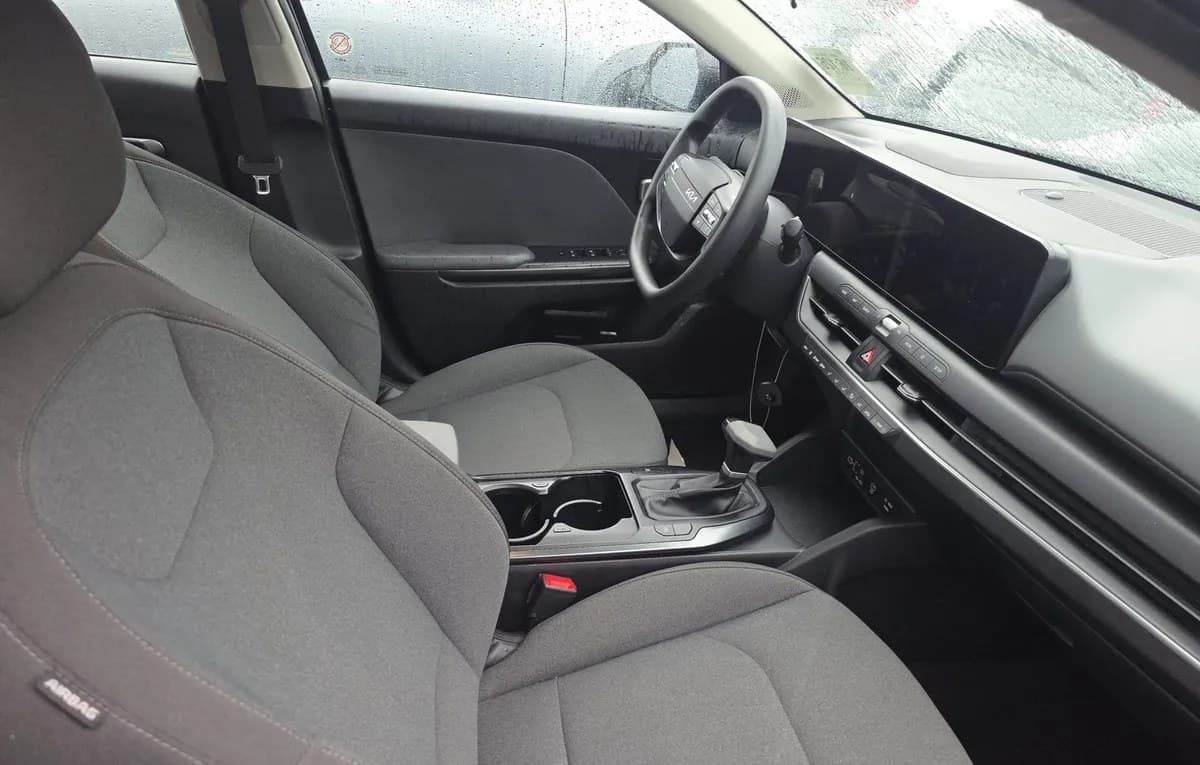 2025 KIA K4 LXS 5
