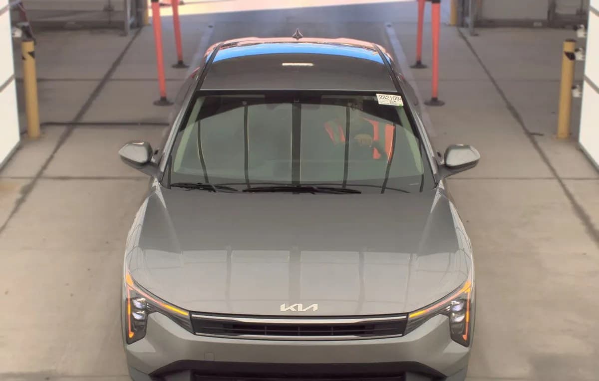 2025 KIA K4 LXS 3
