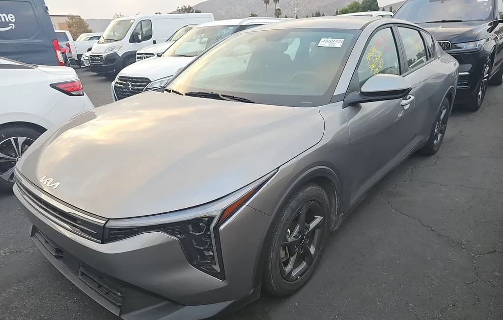2025 KIA K4 LXS