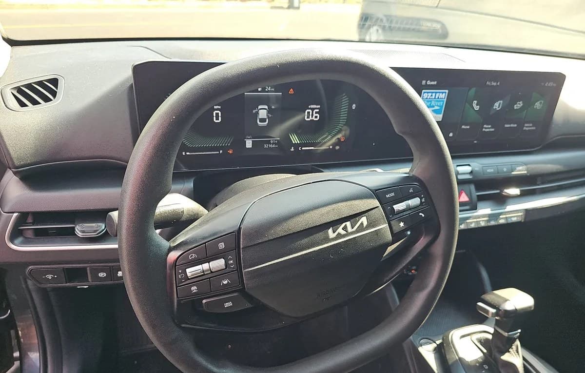 2026 KIA K4 LXS 7