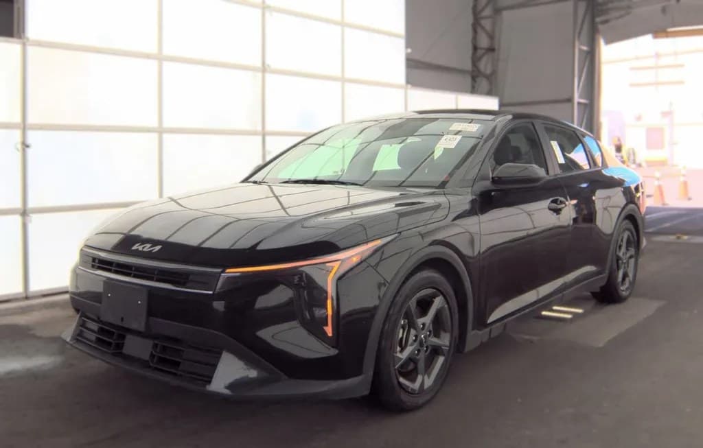 2025 KIA K4 LXS