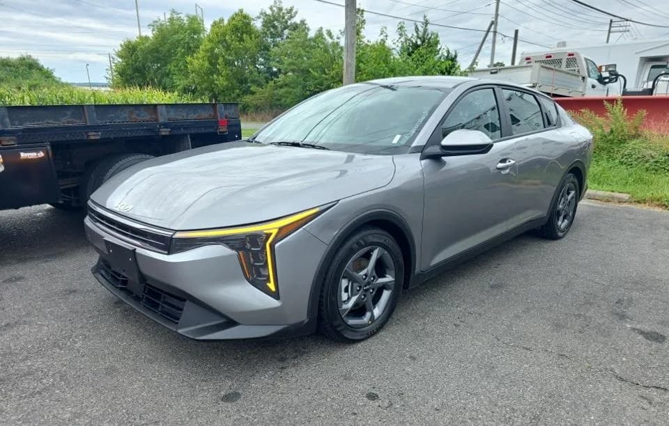 2025 KIA K4 LXS