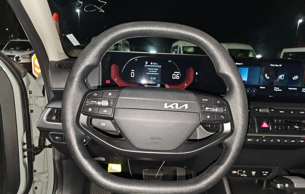 2025 KIA K4 LXS 7