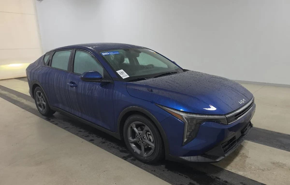 2025 KIA K4 LXS 4