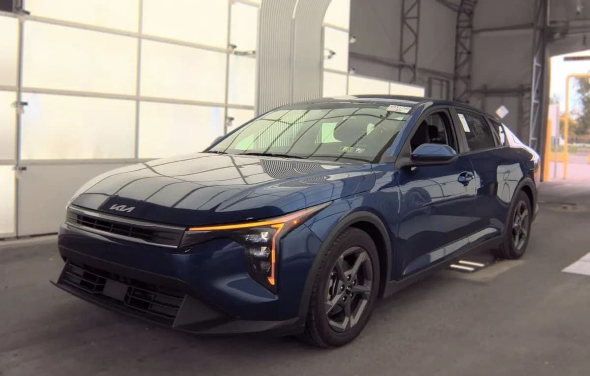 2025 KIA K4 LXS 2