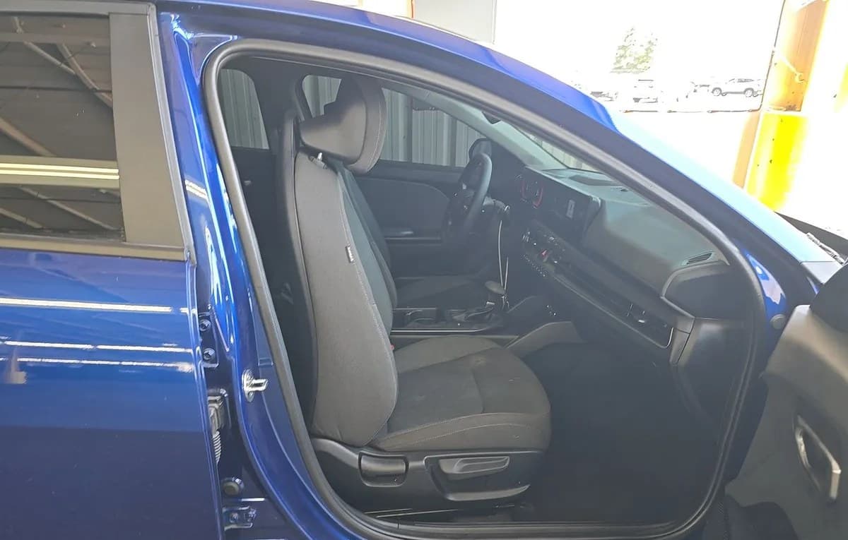 2025 KIA K4 LXS 5