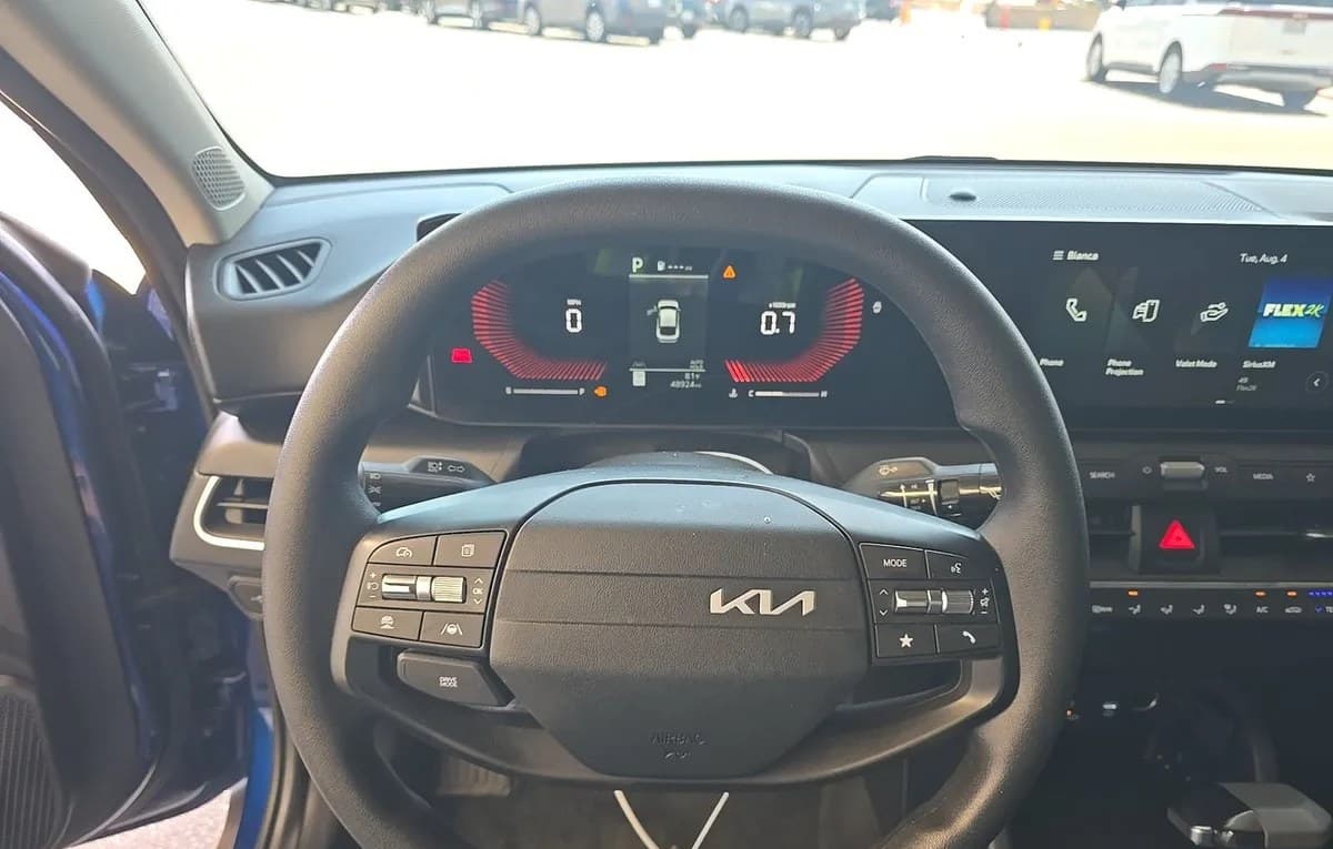 2025 KIA K4 LXS 7