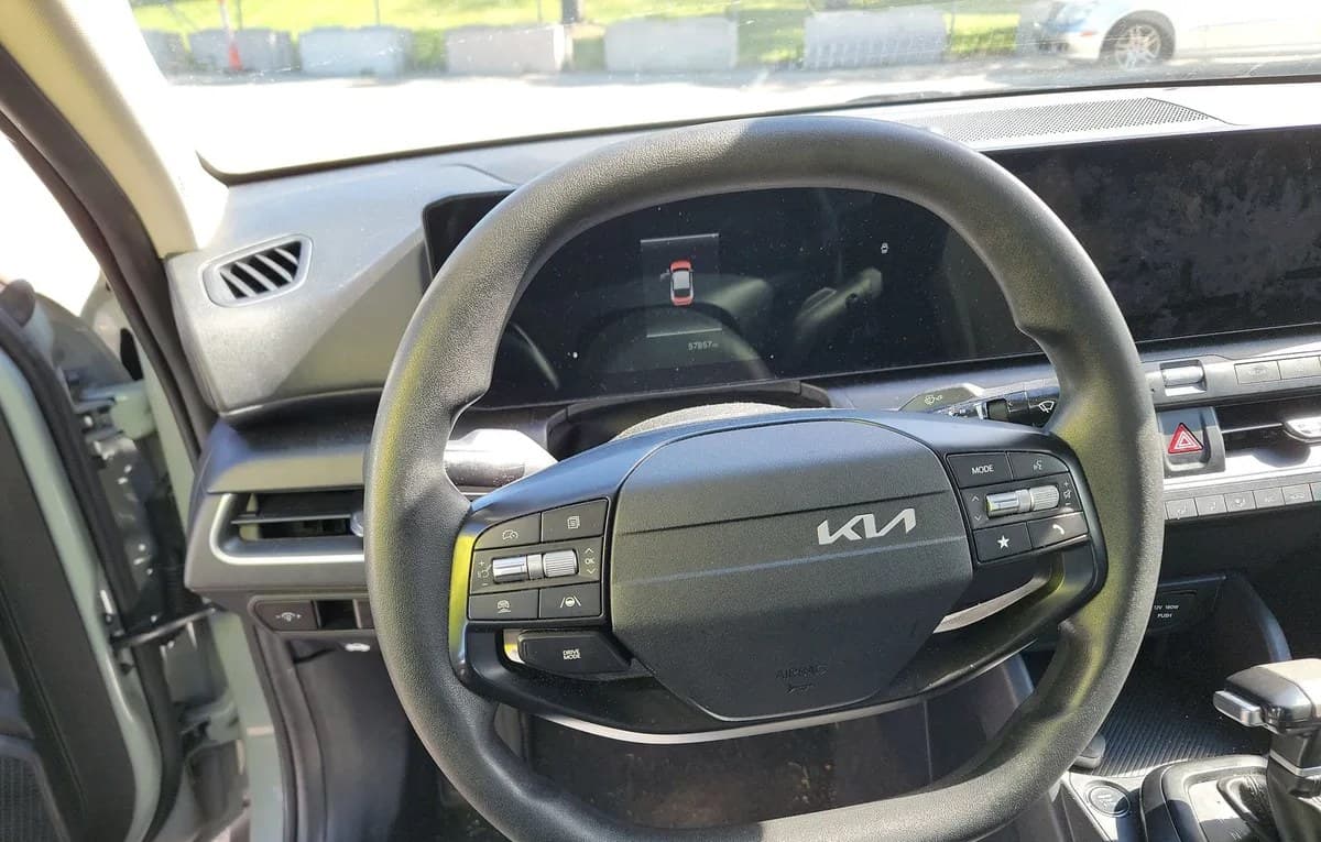 2025 KIA K4 LXS 7