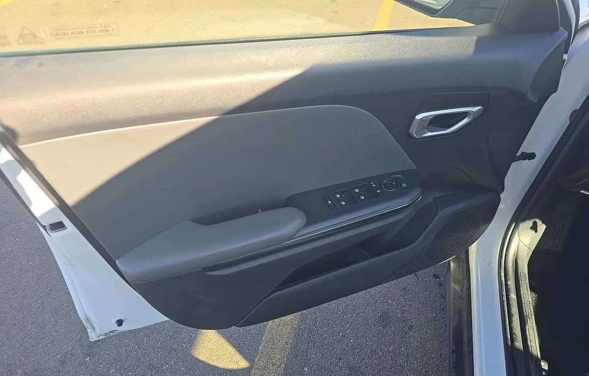 2025 KIA K4 LXS 5