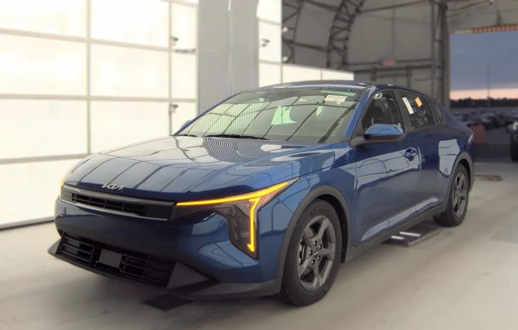2025 KIA K4 LXS