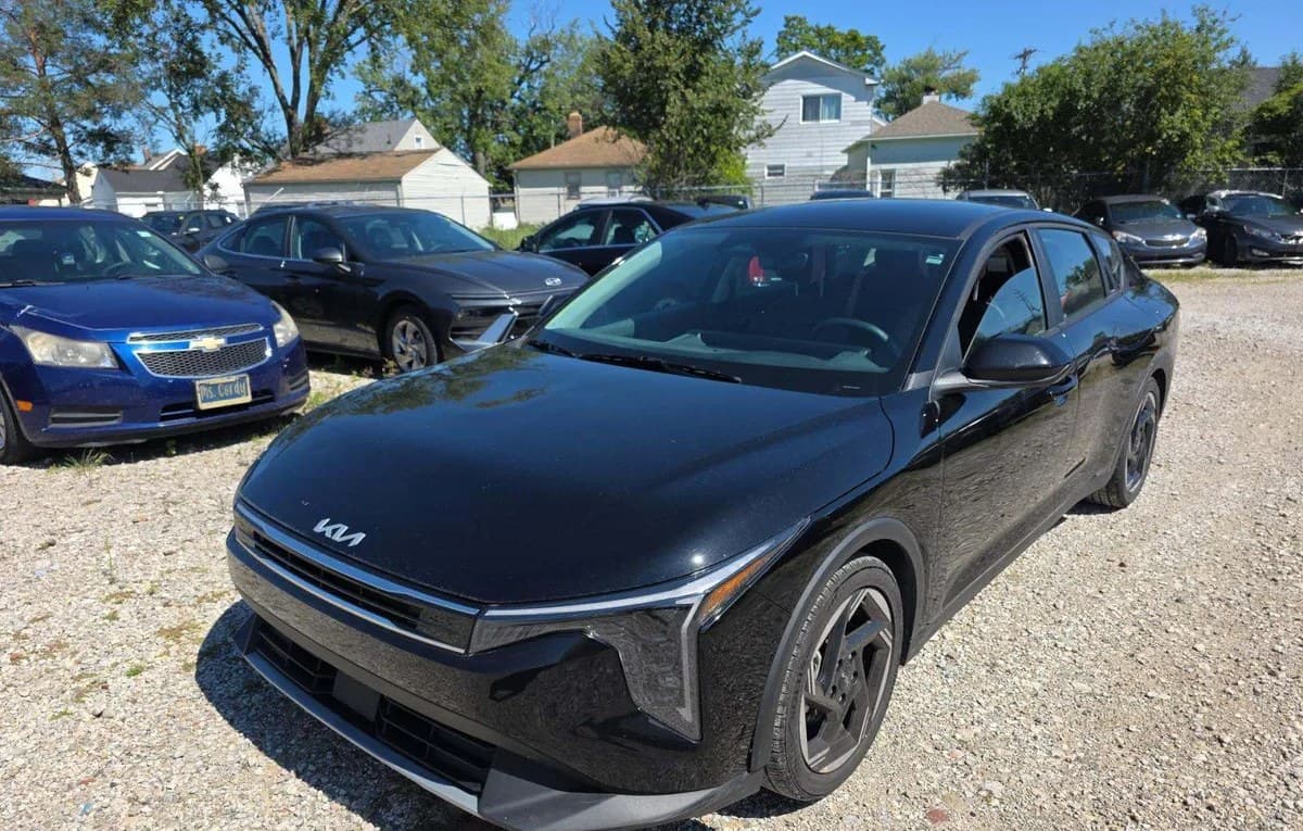 2025 KIA K4 EX 2