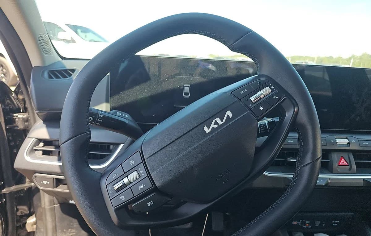 2026 KIA K4 EX 7