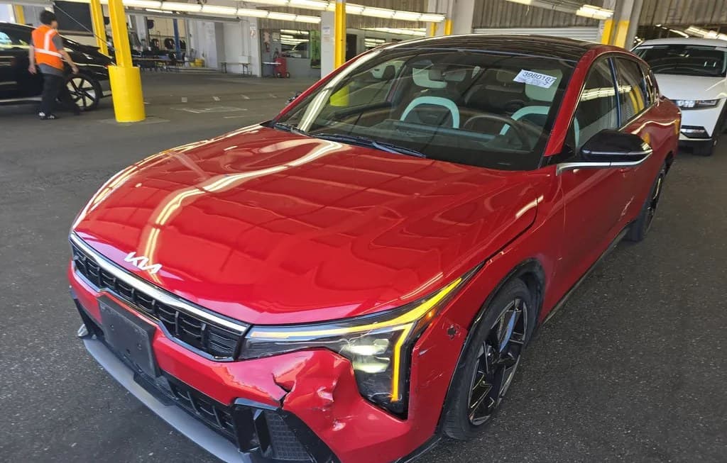 2025 KIA K4 GT-LINE