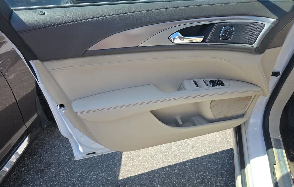 2018 LINCOLN MKZ Premiere 5