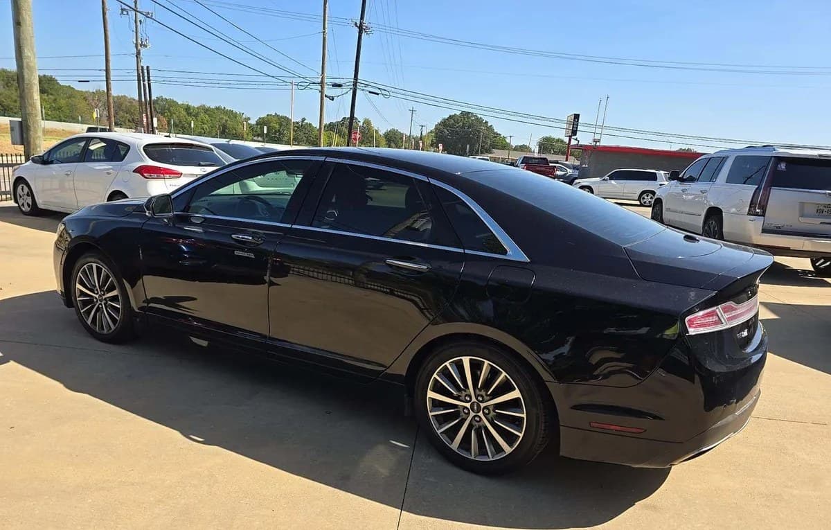 2019 LINCOLN MKZ Standard 2