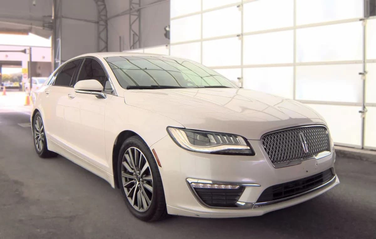 2017 LINCOLN MKZ Select 4