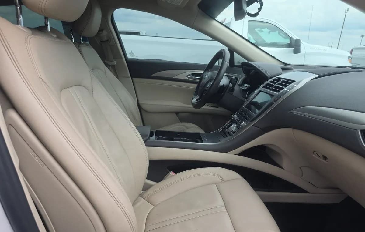 2017 LINCOLN MKZ Select 5