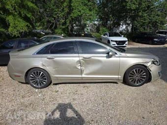 2017 LINCOLN MKZ Select 5