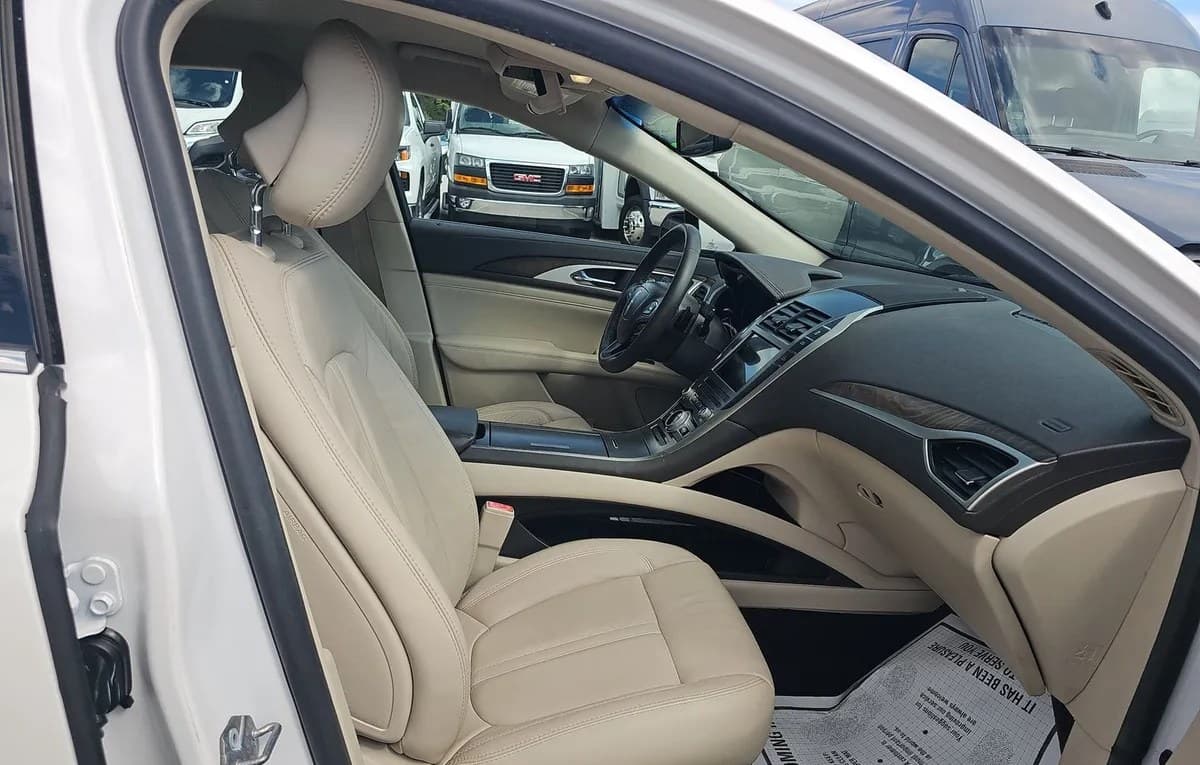 2017 LINCOLN MKZ Select 5