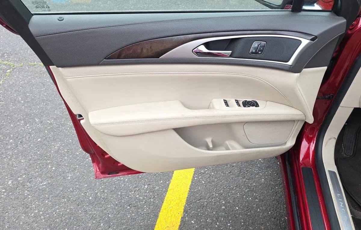 2017 LINCOLN MKZ SELECT 6