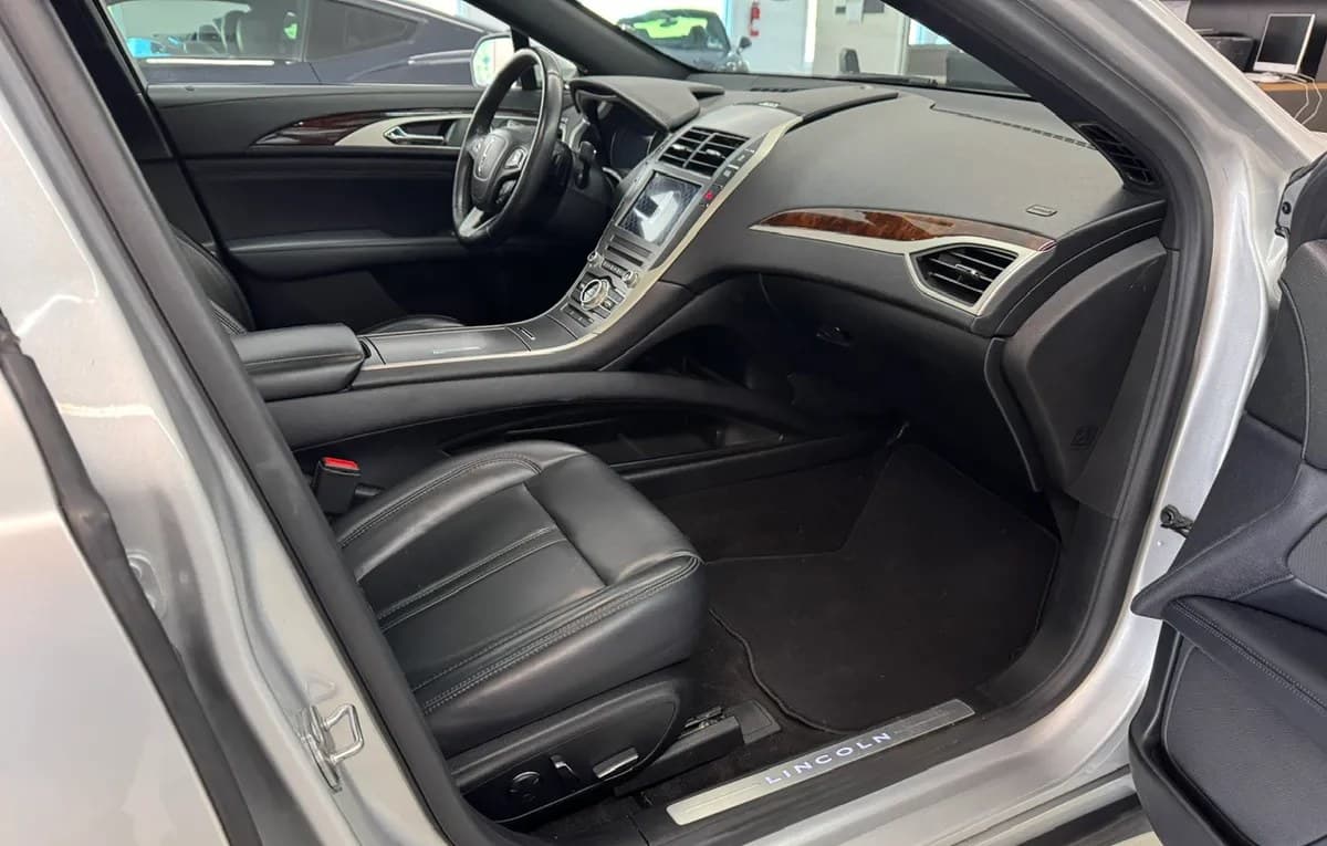 2019 LINCOLN MKZ RESERVE I 4
