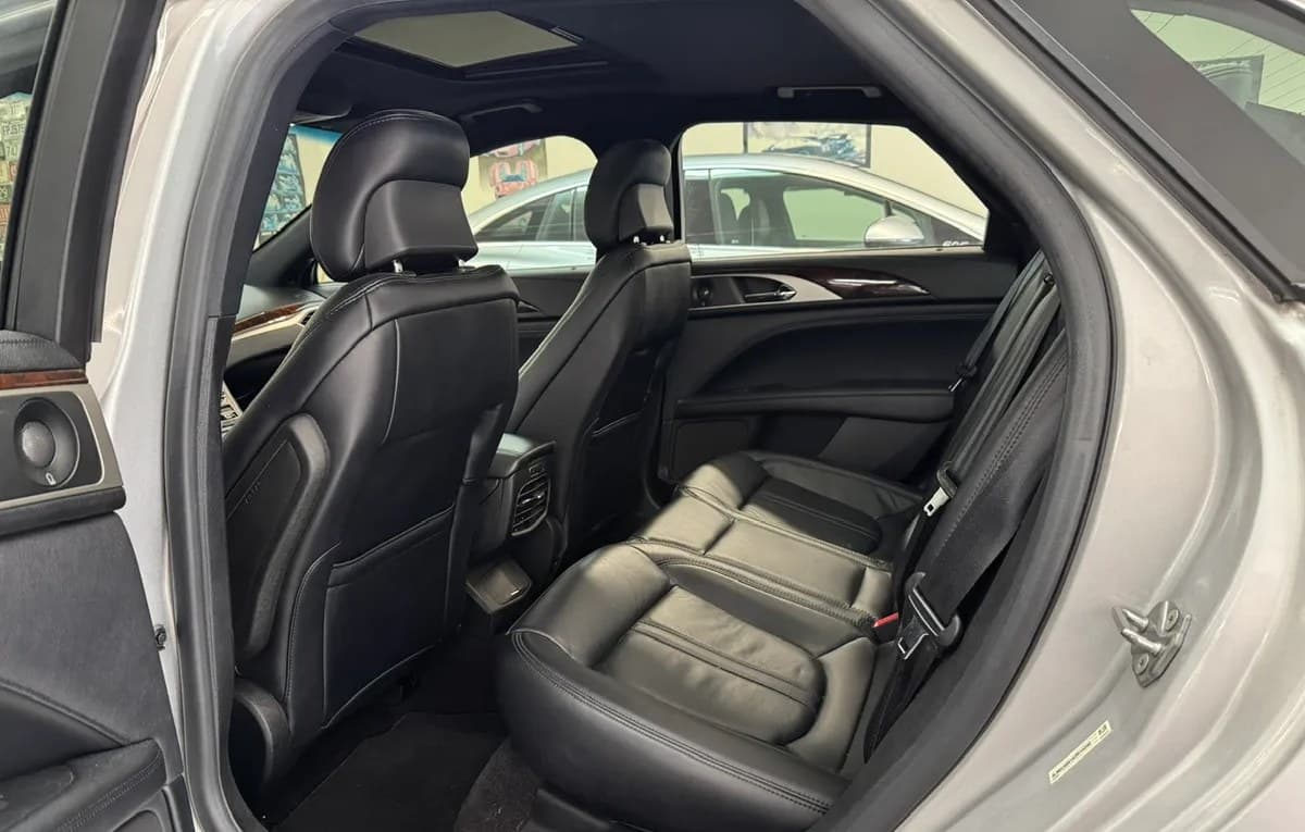 2019 LINCOLN MKZ RESERVE I 6