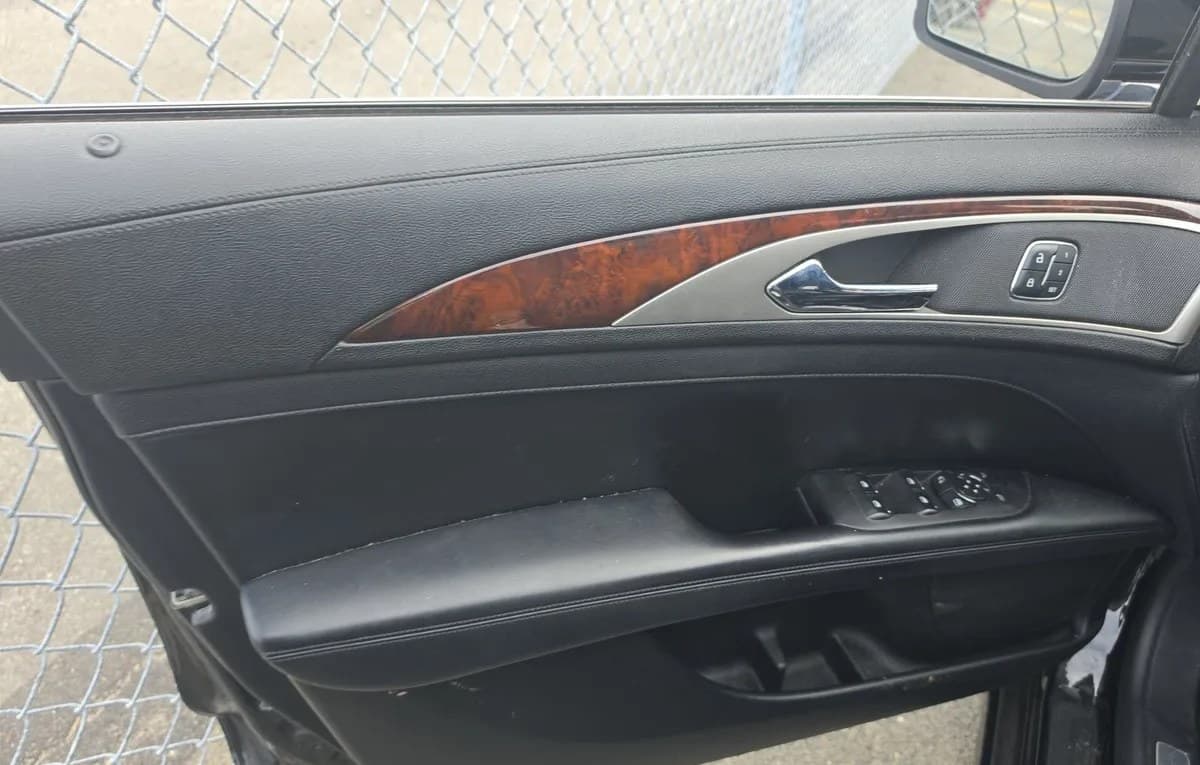 2017 LINCOLN MKZ Select 5