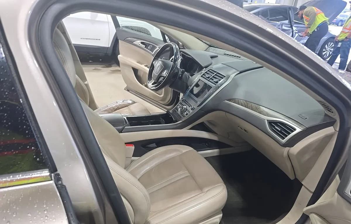 2019 LINCOLN MKZ RESERVE I 5