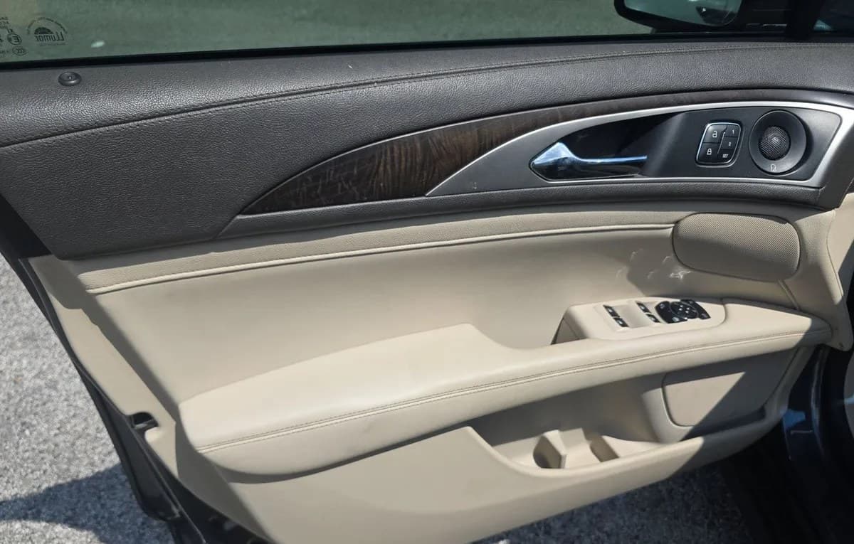 2018 LINCOLN MKZ Reserve 6