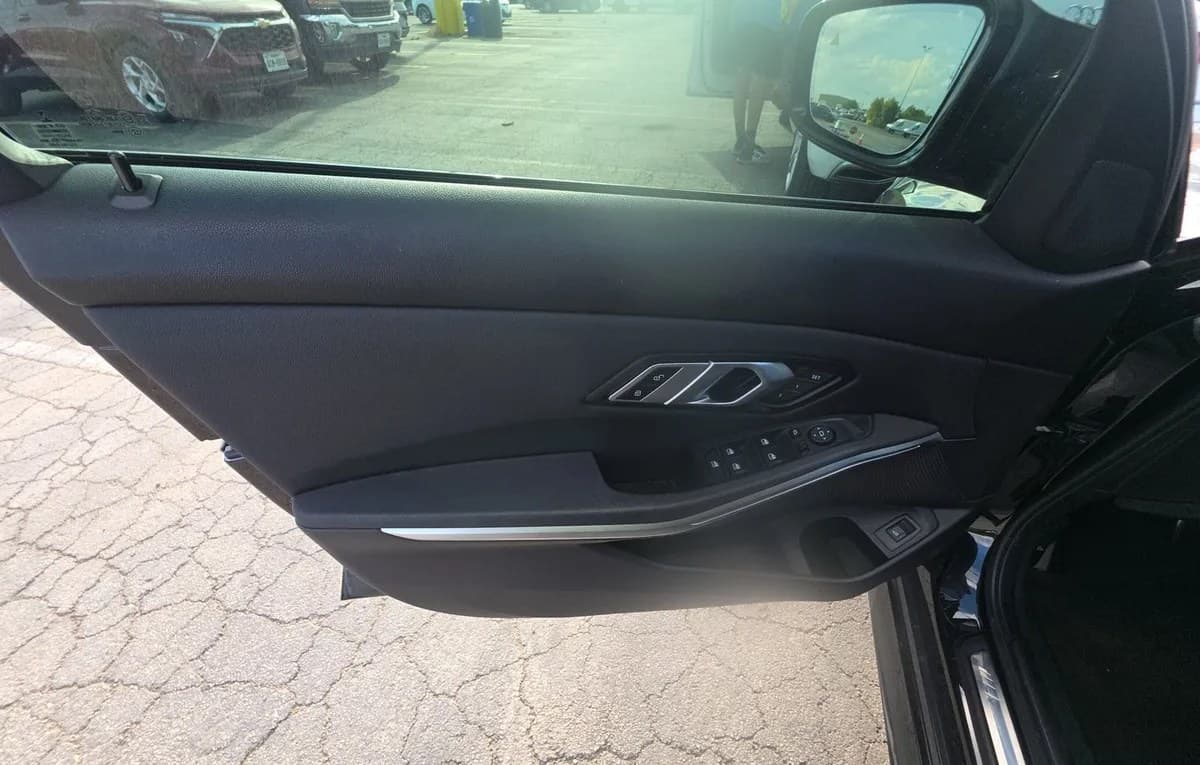 2021 BMW 3 SERIES 330i 6