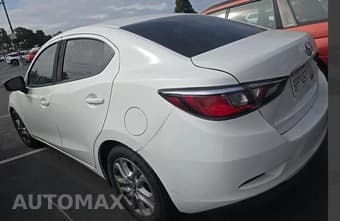 2018 TOYOTA YARIS iA 3
