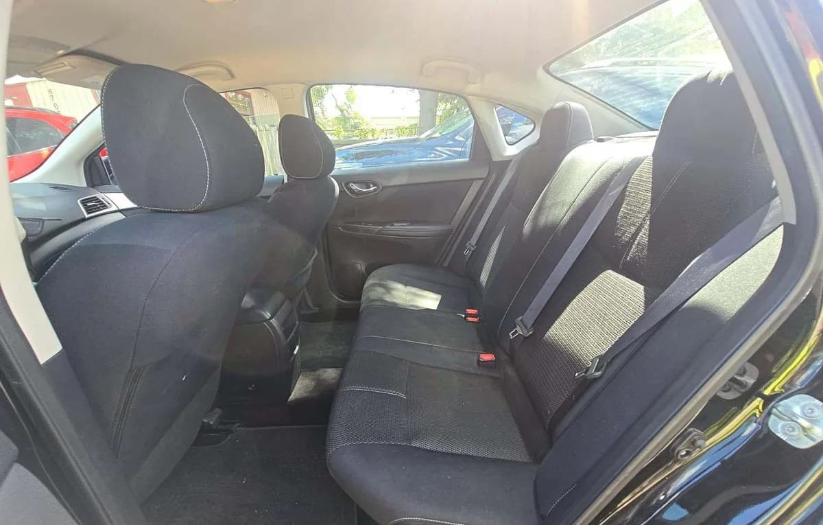 2017 NISSAN SENTRA S 7