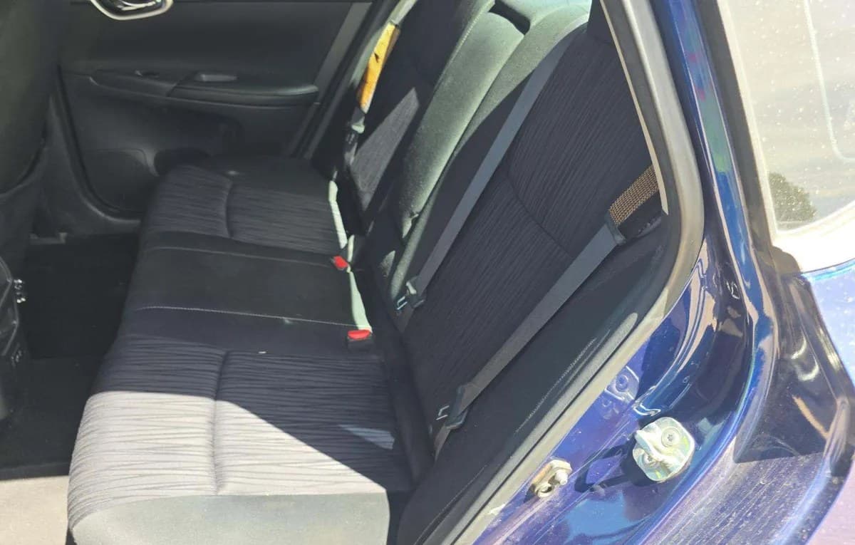 2019 NISSAN SENTRA SV 6