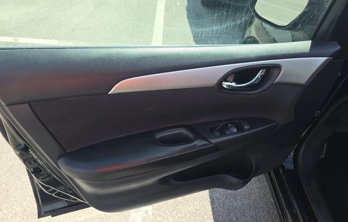 2019 NISSAN SENTRA S 6