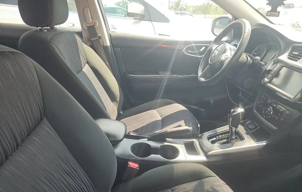 2019 NISSAN SENTRA SV 5