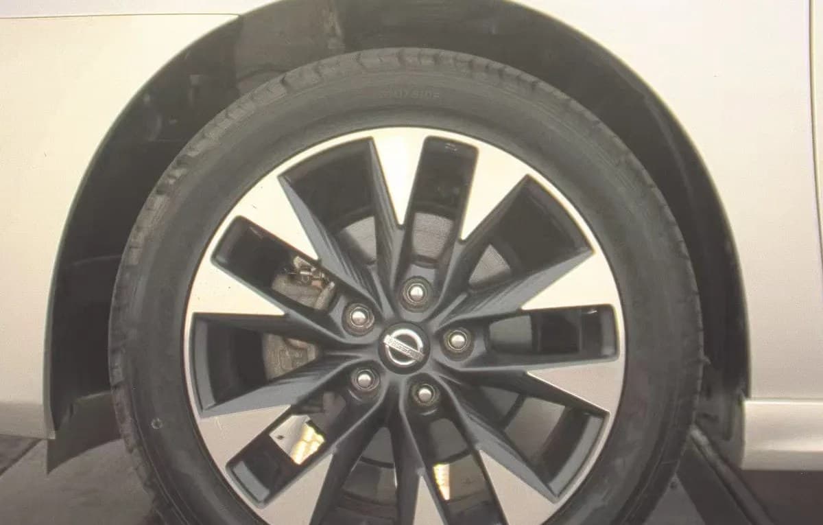 2017 NISSAN SENTRA SR 6