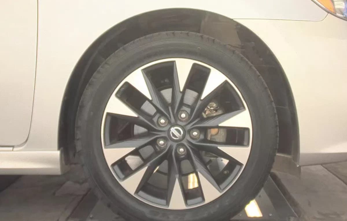 2017 NISSAN SENTRA SR 7