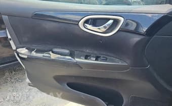2019 NISSAN SENTRA SV 10