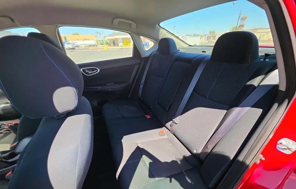 2019 NISSAN SENTRA SR 7