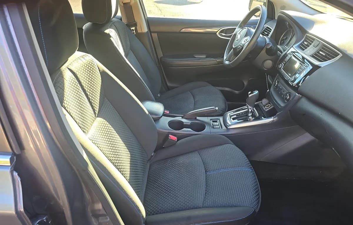 2017 NISSAN SENTRA SR 4