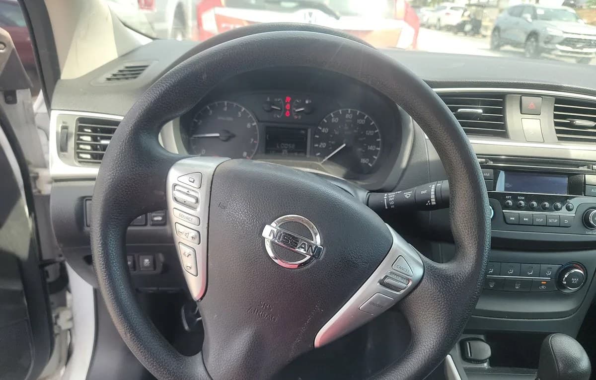 2017 NISSAN SENTRA S 6