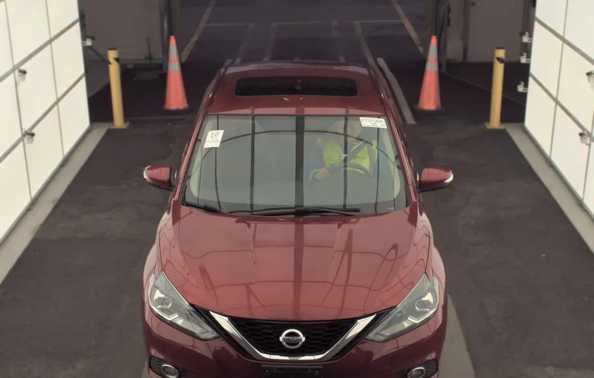 2017 NISSAN SENTRA SR 2