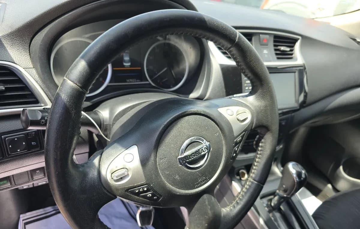 2019 NISSAN SENTRA SV 6