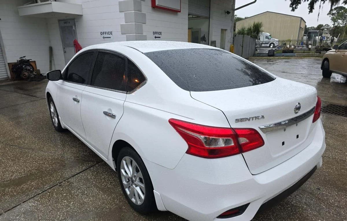 2019 NISSAN SENTRA S 3