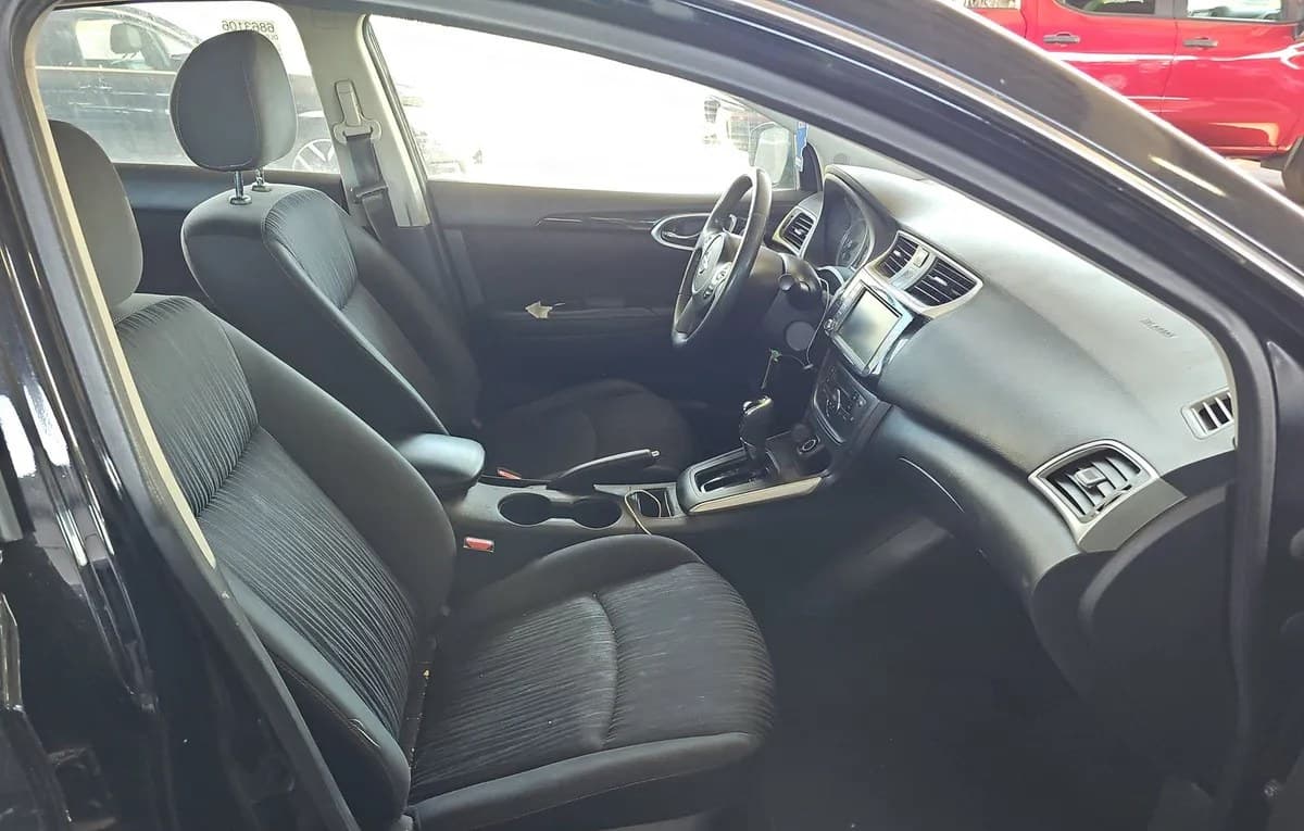 2019 NISSAN SENTRA SV 4