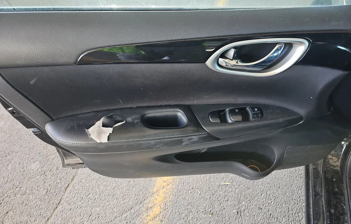 2019 NISSAN SENTRA SV 5