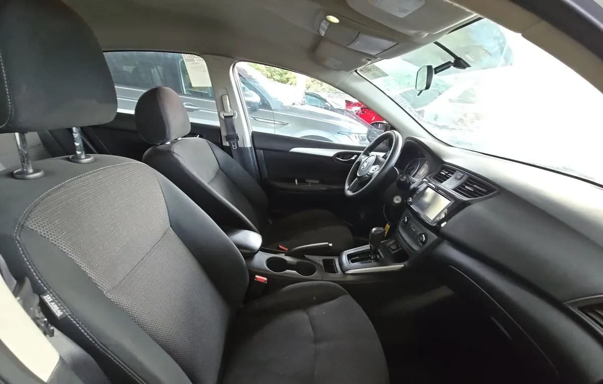 2019 NISSAN SENTRA S 4