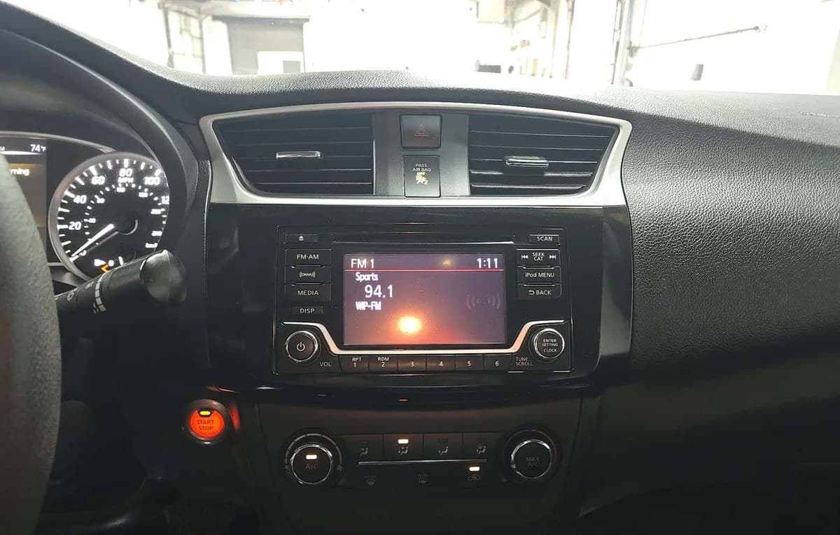 2017 NISSAN SENTRA SV 6