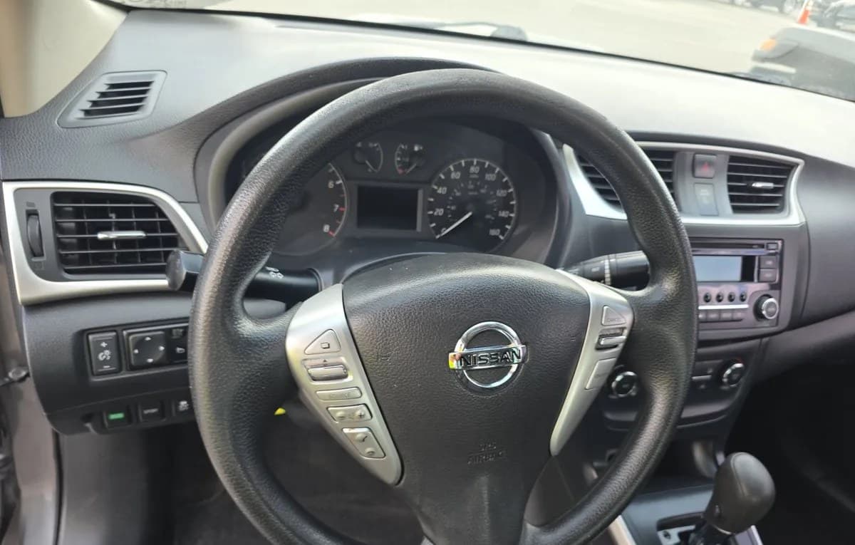 2017 NISSAN SENTRA S 6